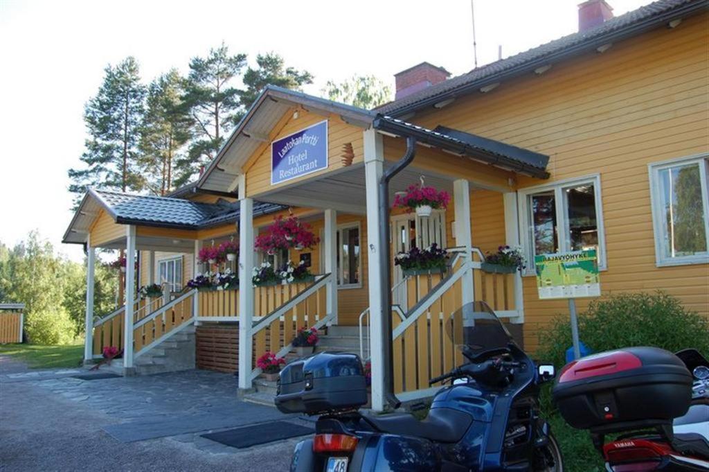 Hotel Laatokan Portti Parikkala Exterior photo